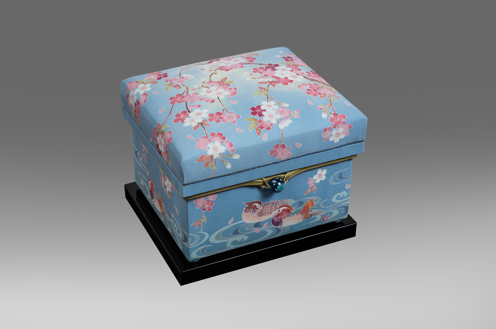 桜にオシドリ